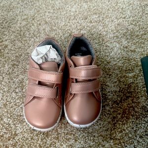 Toddler girl size European 23 rose gold bobux